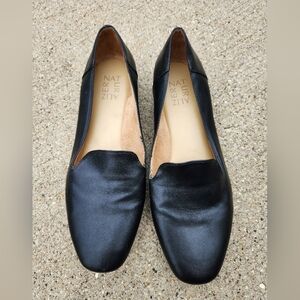 Naturalizer Kerri black leather slip on loafer size 9